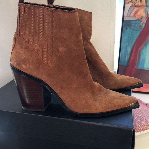 KENNETH COLE OLIVIA SUEDE TAN BOOTIES - Picture 9 of 10